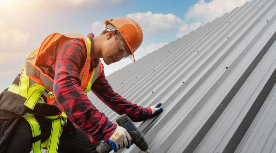 Professional Emergency Roof Repairs services in Bellevue, MI